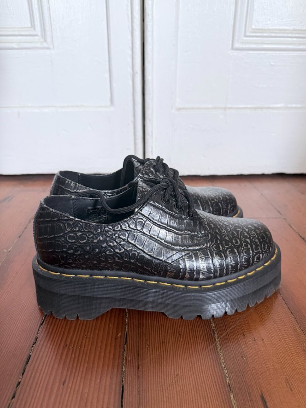 Dr Martens W/ printed Aligator texture